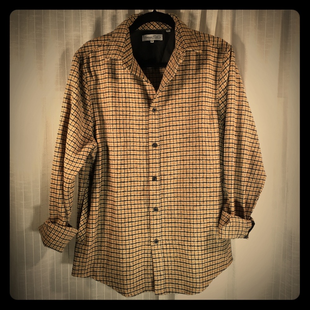 ❄️SALE❄️ Never worn SOVEREIGN CODE button up